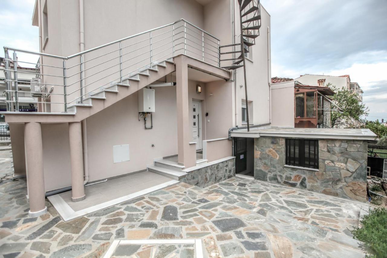 Terra Di Meteora Suites #3 كالامباكا المظهر الخارجي الصورة